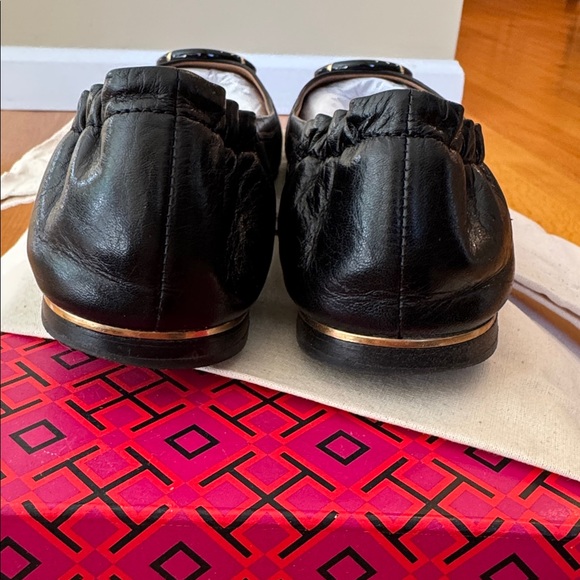 Tory Burch Logo Ballet Flats size 9 - Picture 5 of 7